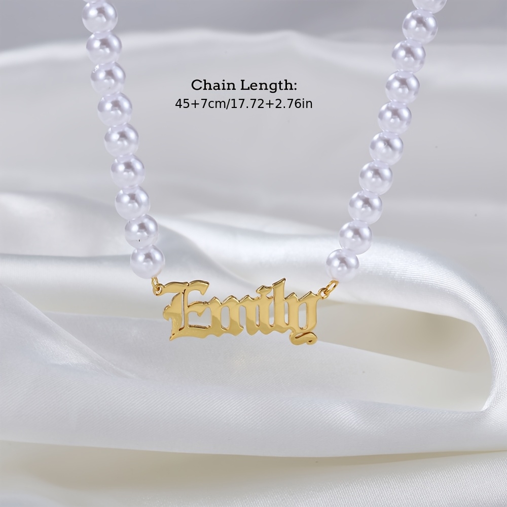 Custom Vintage Old English Name Pendant Necklace